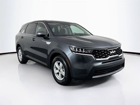 Used 2023 Kia Sorento LX FWD image 8