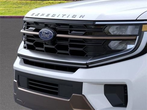 New 2025 Ford Expedition Max King Ranch image 17