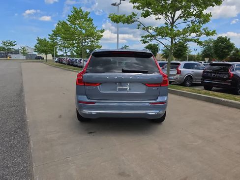 Used 2023 Volvo XC60 B5 Plus w/ Climate Package AWD/4WD image 5