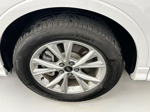 Used 2024 Audi Q3 2.0T Premium image 11