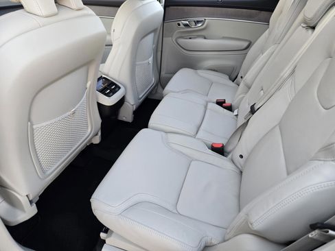 New 2026 Volvo XC90 B6 Ultra w/ Protection Package AWD/4WD image 27