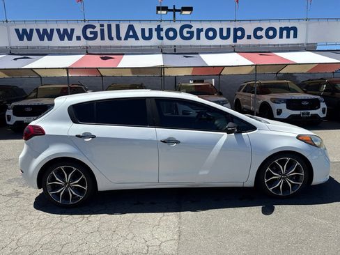Used 2016 Kia Forte SX w/ SX Premium Technology Package FWD image 6