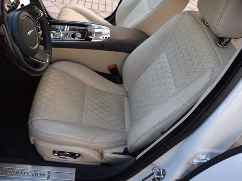 Used 2019 Jaguar XJ Collection image 36