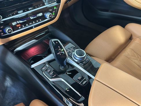 Used 2022 BMW 540i xDrive AWD/4WD image 23