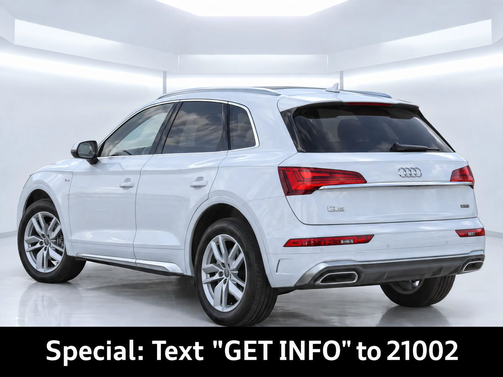Used 2023 Audi Q5 2.0T Premium AWD/4WD image 3