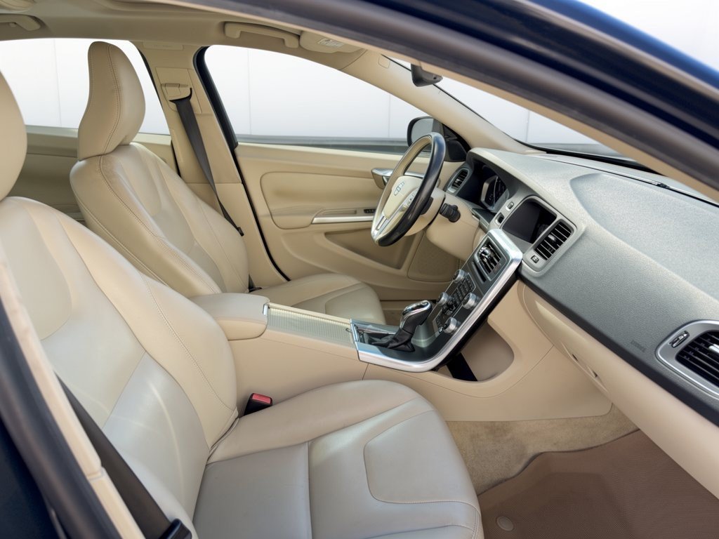 Used 2015 Volvo S60 T5 Premier FWD image 30