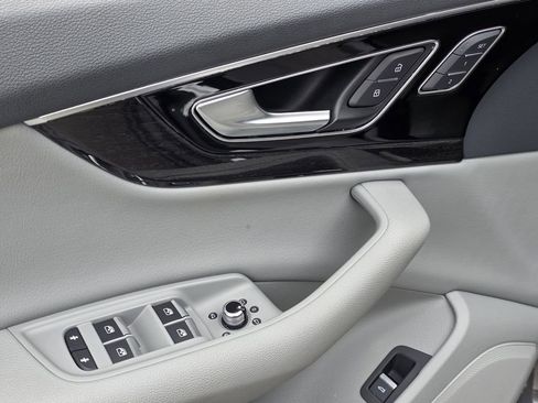 Used 2019 Audi Q7 3.0T Premium Plus w/ Premium Plus Package image 13