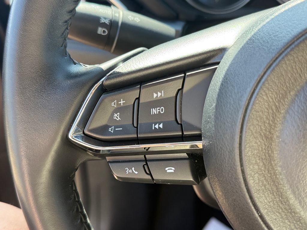 Used 2025 MAZDA CX-5 AWD 2.5 S w/ Preferred Package image 16