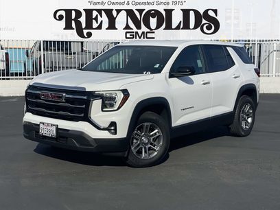 Used 2025 GMC Terrain Elevation