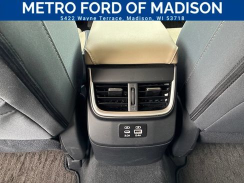 Used 2024 Subaru Outback Premium AWD/4WD image 13