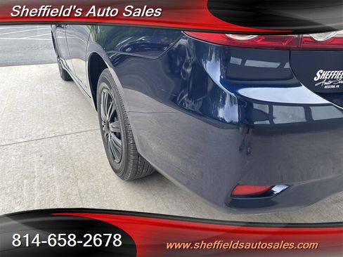 Used 2011 Toyota Corolla LE FWD image 16