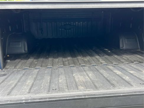 Used 2019 Chevrolet Silverado 1500 LTZ AWD/4WD image 35