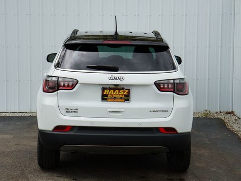 Used 2024 Jeep Compass Limited AWD/4WD image 5