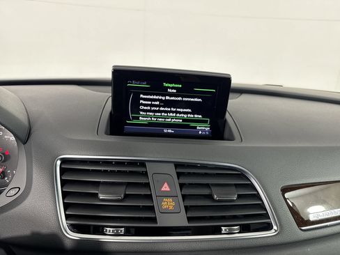 Used 2018 Audi Q3 2.0T Premium Plus AWD/4WD image 16