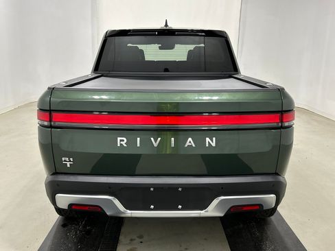 Used 2024 Rivian R1T Adventure AWD/4WD image 4