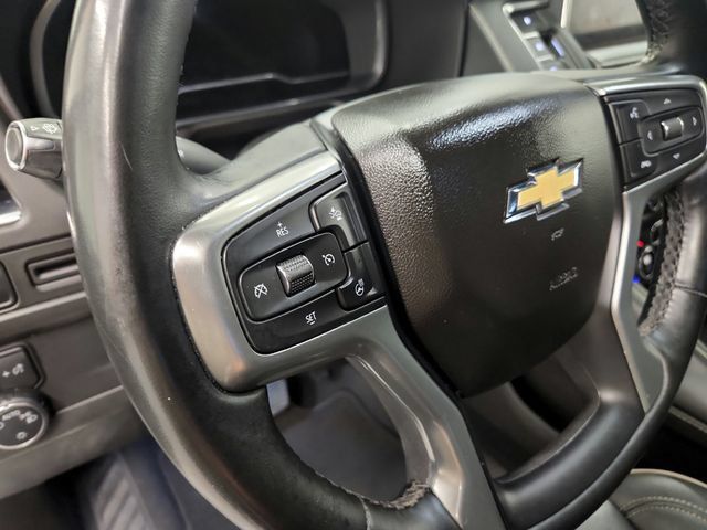 Used 2023 Chevrolet Suburban Premier RWD image 32