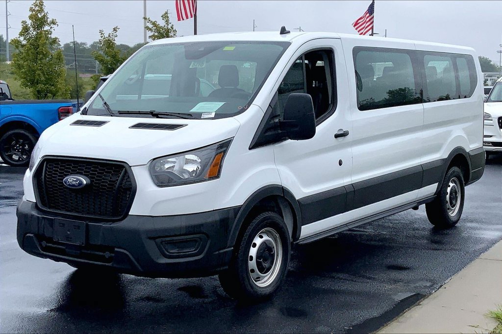 Used 2023 Ford Transit 350 XL RWD image 5