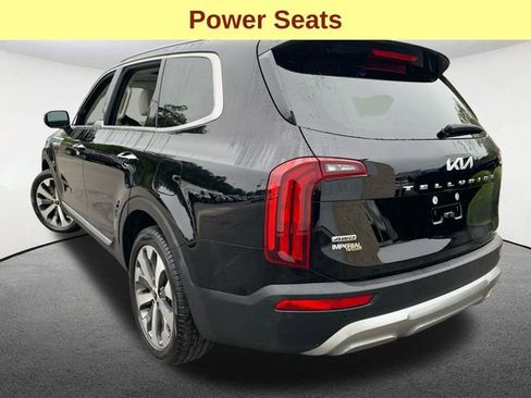 Used 2022 Kia Telluride S image 11