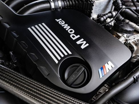 Used 2018 BMW M3 RWD image 46