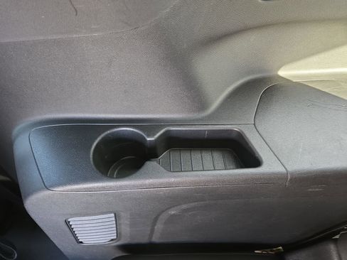 Used 2023 Chevrolet Suburban LT image 43