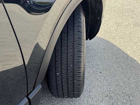 Used 2018 Honda CR-V LX image 12