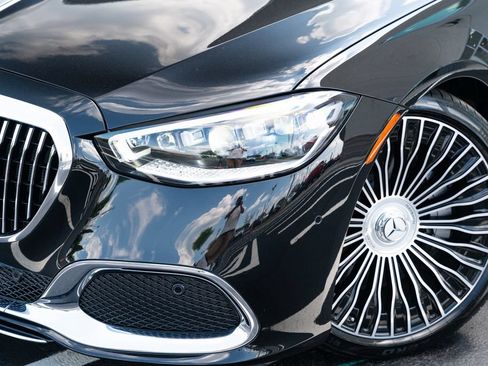 Used 2022 Mercedes-Benz Maybach S 680 4MATIC image 3
