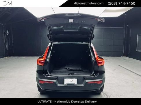 Used 2023 Volvo XC40 B5 Ultimate AWD/4WD image 43