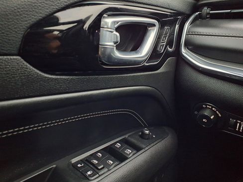 Certified 2022 Jeep Compass High Altitude AWD/4WD image 7