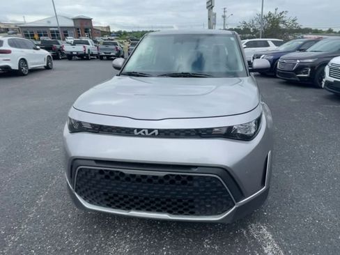 Used 2023 Kia Soul LX w/ Option Group 015 image 4