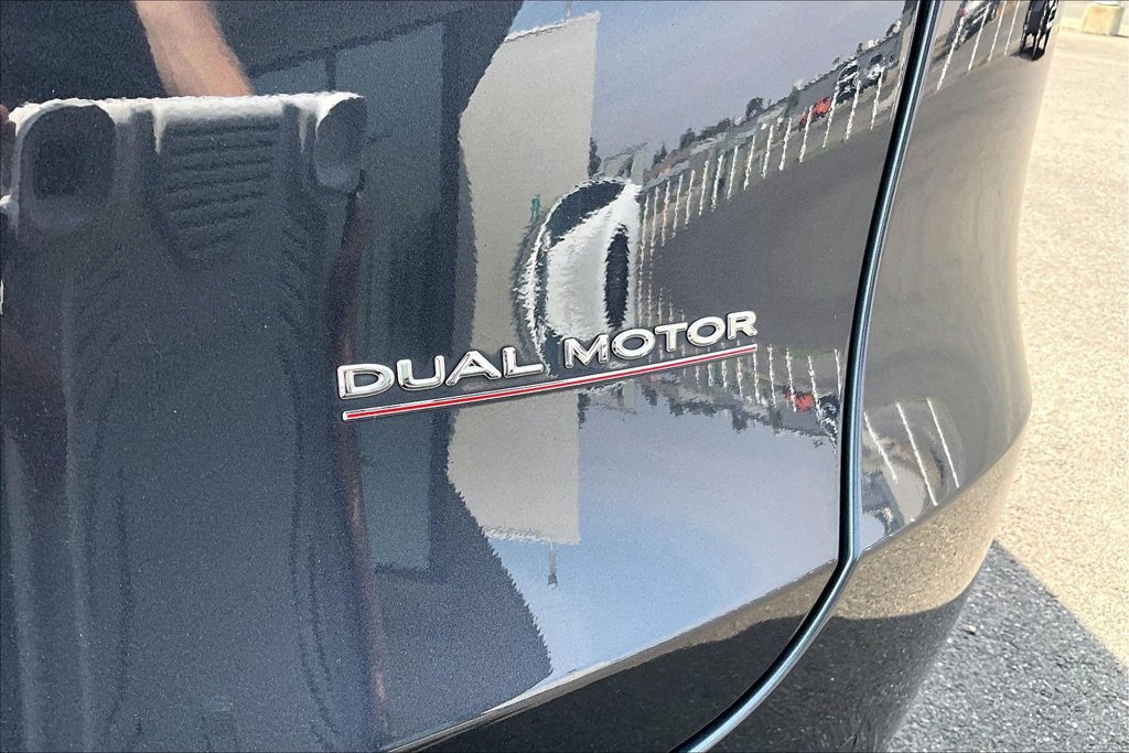 Used 2022 Tesla Model Y Performance AWD/4WD image 8