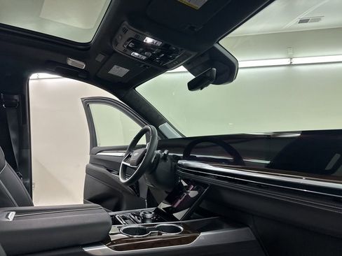 New 2026 Cadillac Escalade Platinum Sport image 17