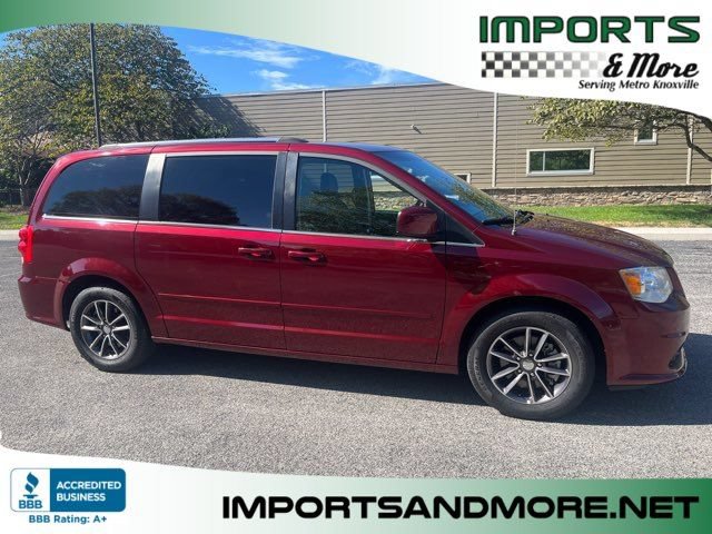 Used 2017 Dodge Grand Caravan SXT FWD image 1