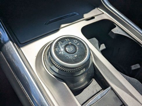 Used 2020 Ford Explorer Limited RWD image 23
