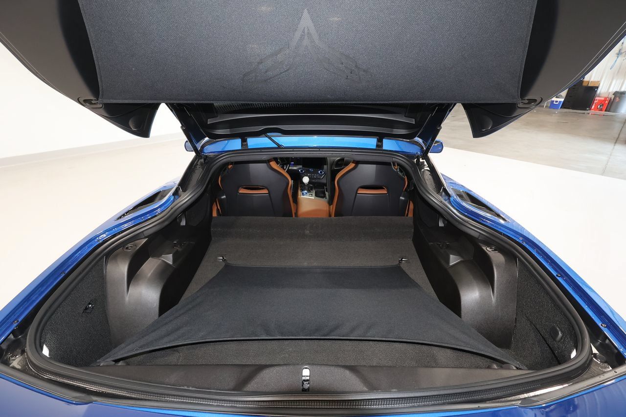 Used 2014 Chevrolet Corvette Stingray Coupe w/ 2LT Preferred Equipment Group RWD image 21