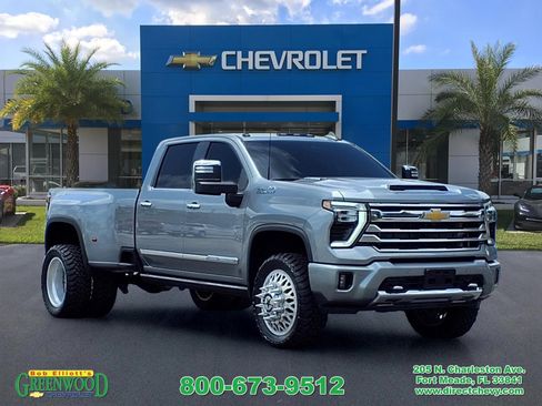 Used 2025 Chevrolet Silverado 3500 High Country w/ Technology Package AWD/4WD image 1