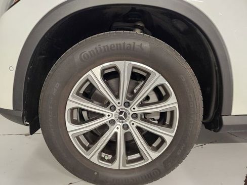 Used 2023 Mercedes-Benz GLC 300 image 8