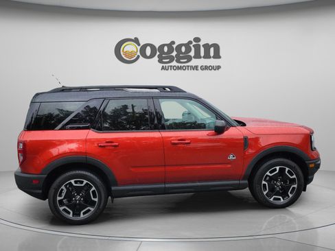 Used 2022 Ford Bronco Sport Outer Banks image 5