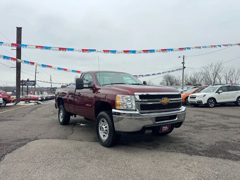 Used 2014 Chevrolet Silverado 2500 W/T w/ Snow Plow Prep Package image 5