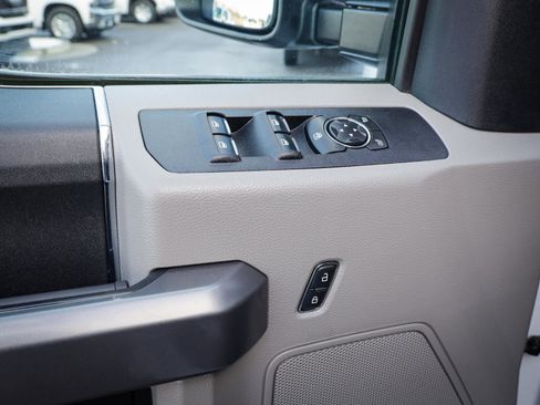 Used 2021 Ford F450 XLT w/ XLT Value Package AWD/4WD image 16