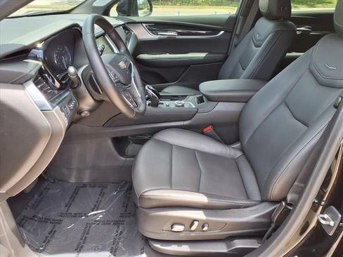 Used 2024 Cadillac XT5 Premium Luxury w/ Technology Package FWD image 20