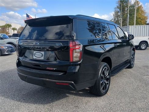 Used 2021 Chevrolet Suburban RST w/ Rear Media and Nav Package image 4