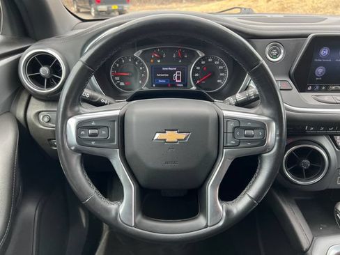 Used 2020 Chevrolet Blazer LT FWD image 18