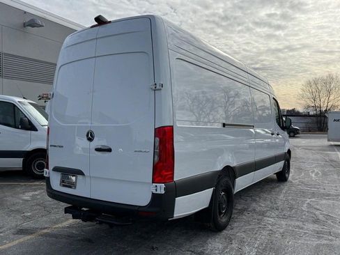 New 2026 Mercedes-Benz Sprinter 2500 image 3