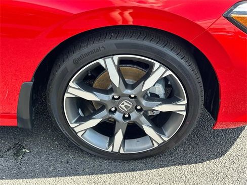Certified 2025 Honda Civic Sport Touring image 5
