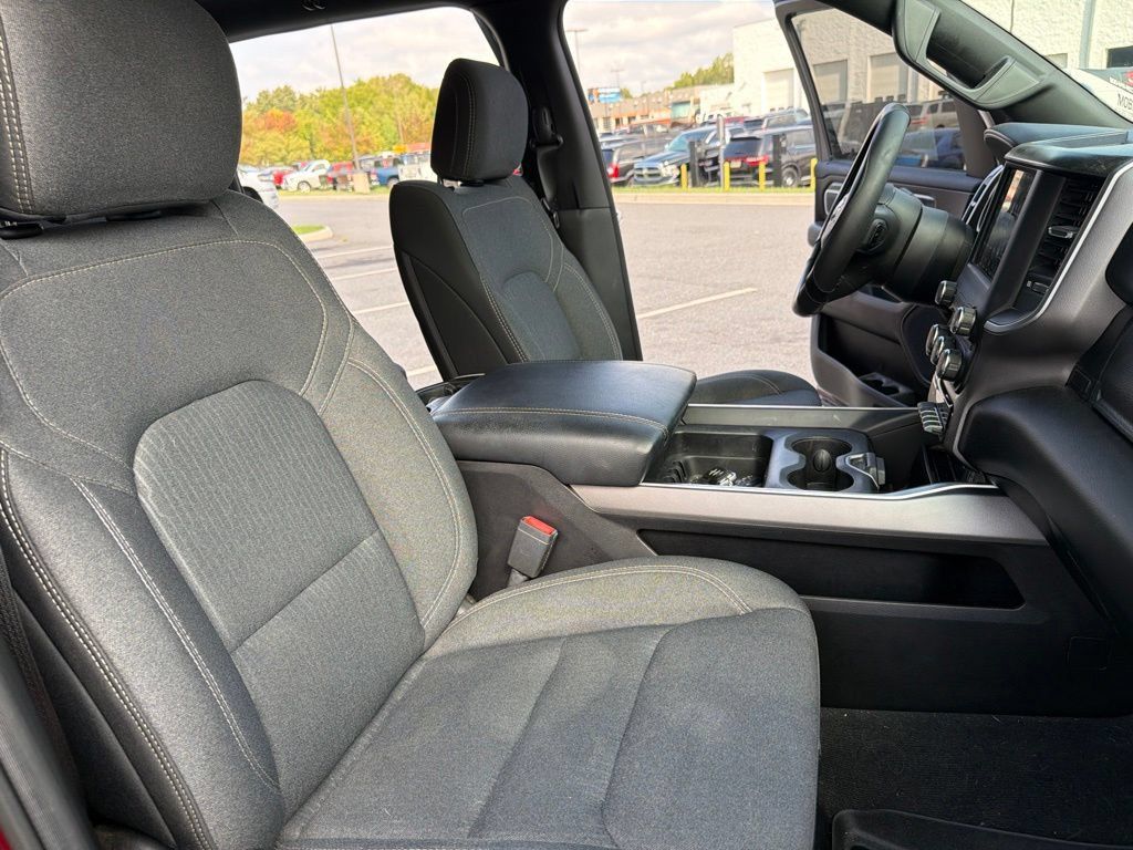 Used 2019 RAM 1500 Big Horn AWD/4WD image 12