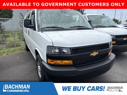 New 2025 Chevrolet Express 3500 w/ Driver Convenience Package image 1