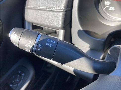 Used 2022 GMC Terrain SLT w/ Infotainment Package II image 20