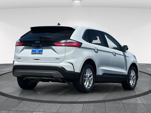 Certified 2023 Ford Edge SEL w/ Convenience Package AWD/4WD image 5