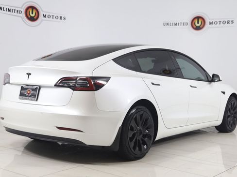 Used 2021 Tesla Model 3 Standard Range Plus RWD image 3