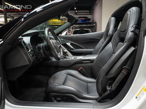 Used 2019 Chevrolet Corvette Stingray Coupe w/ 1LT RWD image 85